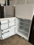 Kenmore Top Freezer Refrigerator in White