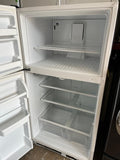 Kenmore Top Freezer Refrigerator in White